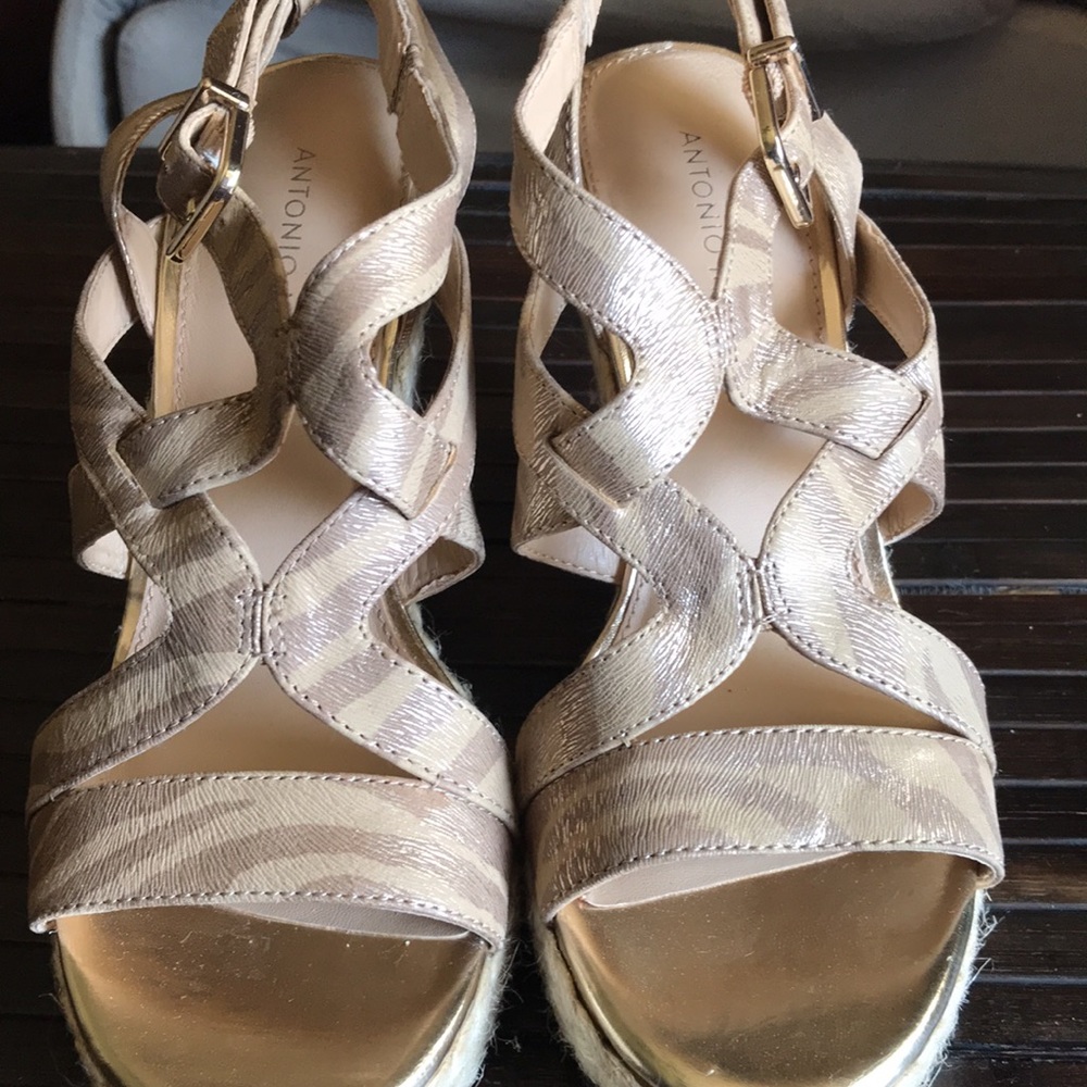 🚨BoGo½ ANTONIO MELANI Tan Leather Animal Print Espadrille Wedges